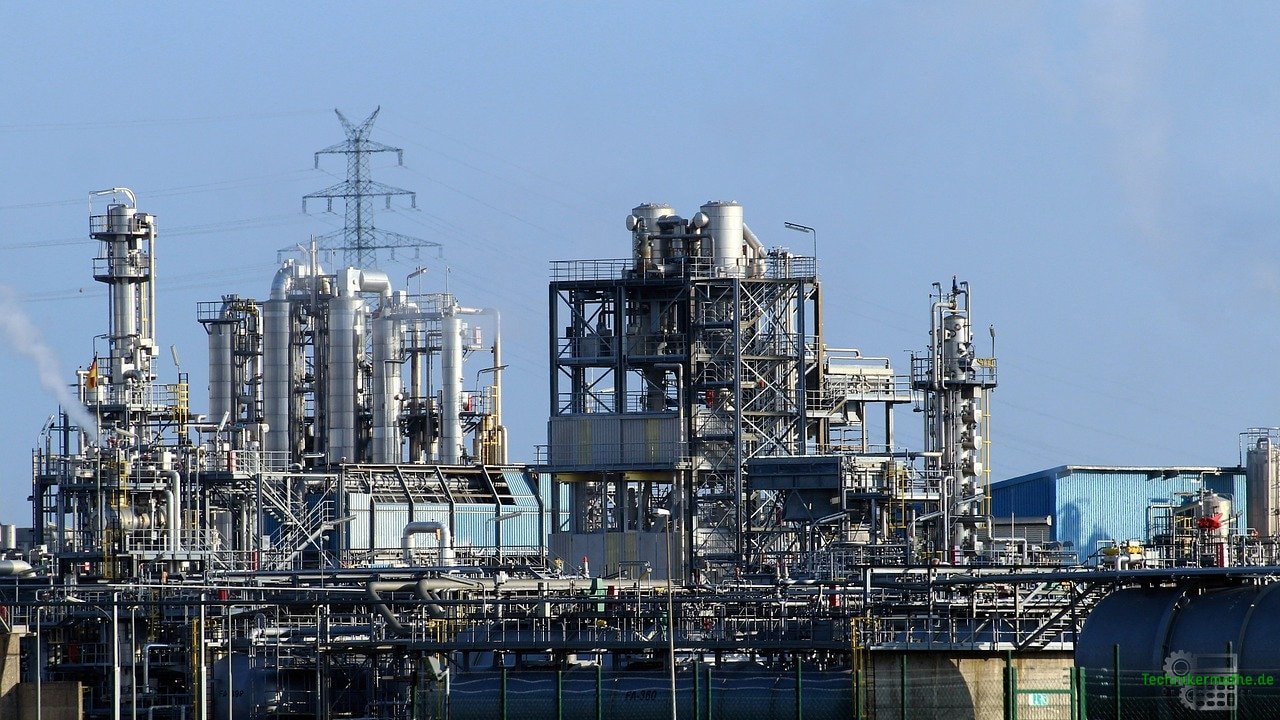 Raffinerie zur Weiterverarbeitung von Rohöl