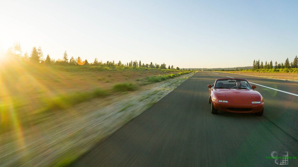 Das erste Newtonsche Gesetz: Autofahren